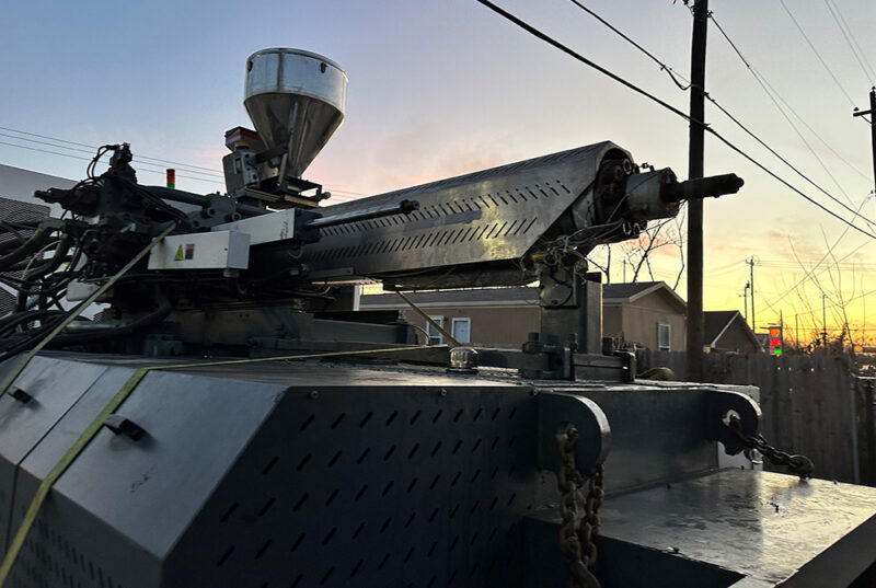 700 Ton Injection Molding Machine - Houston Injection Molding - Plastic ...